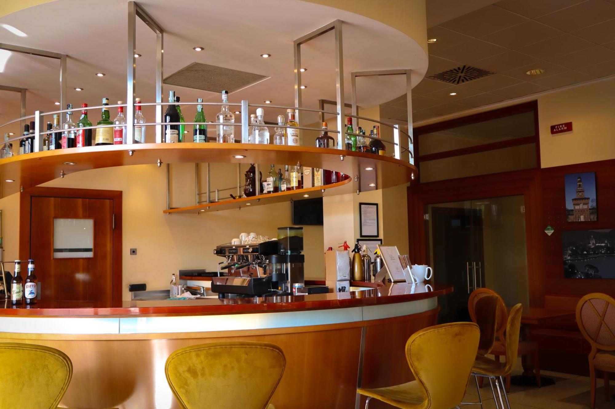 Monica Hotel Fiera Pregnana Milanese ภายนอก รูปภาพ