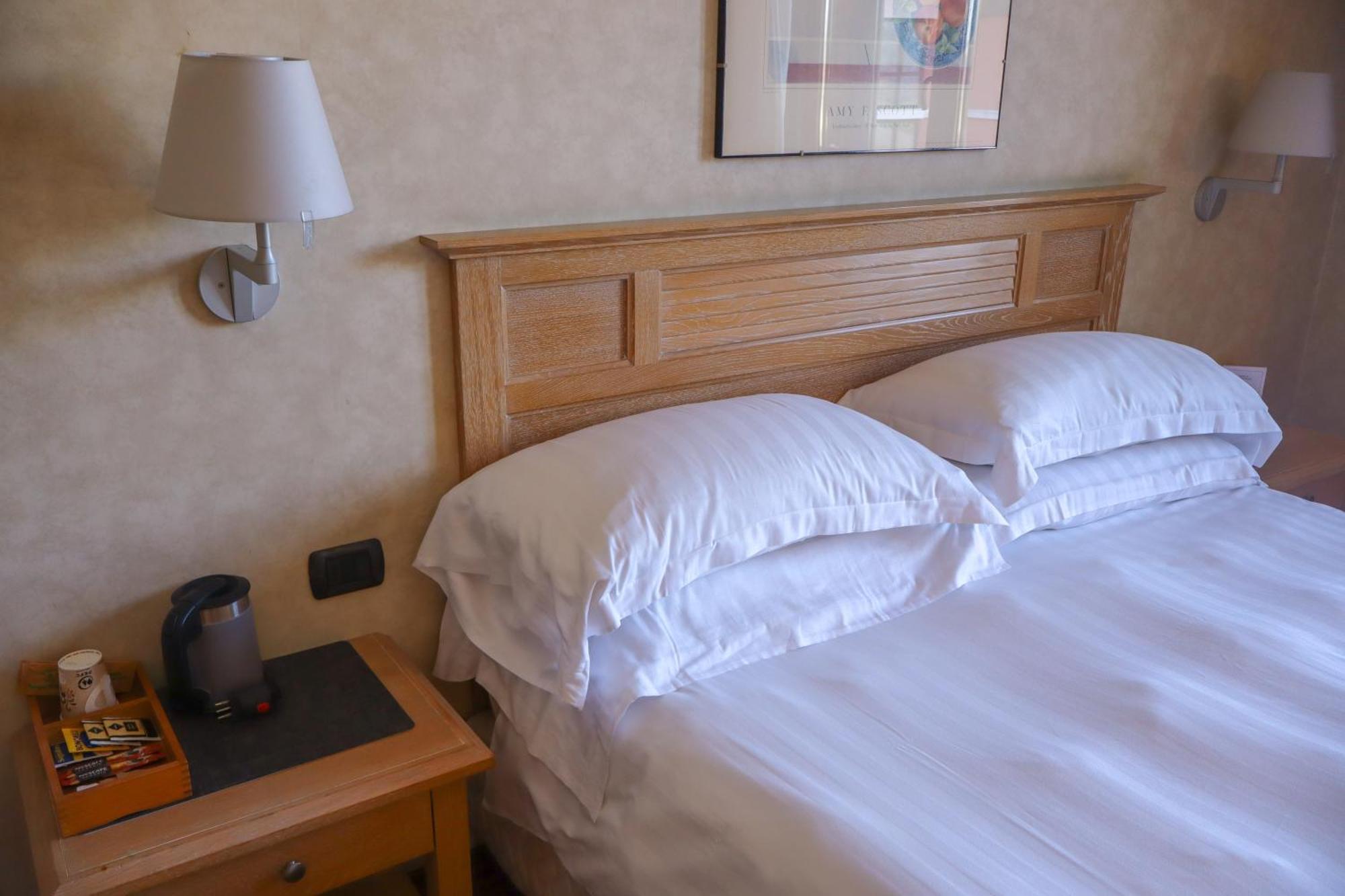 Monica Hotel Fiera Pregnana Milanese ภายนอก รูปภาพ