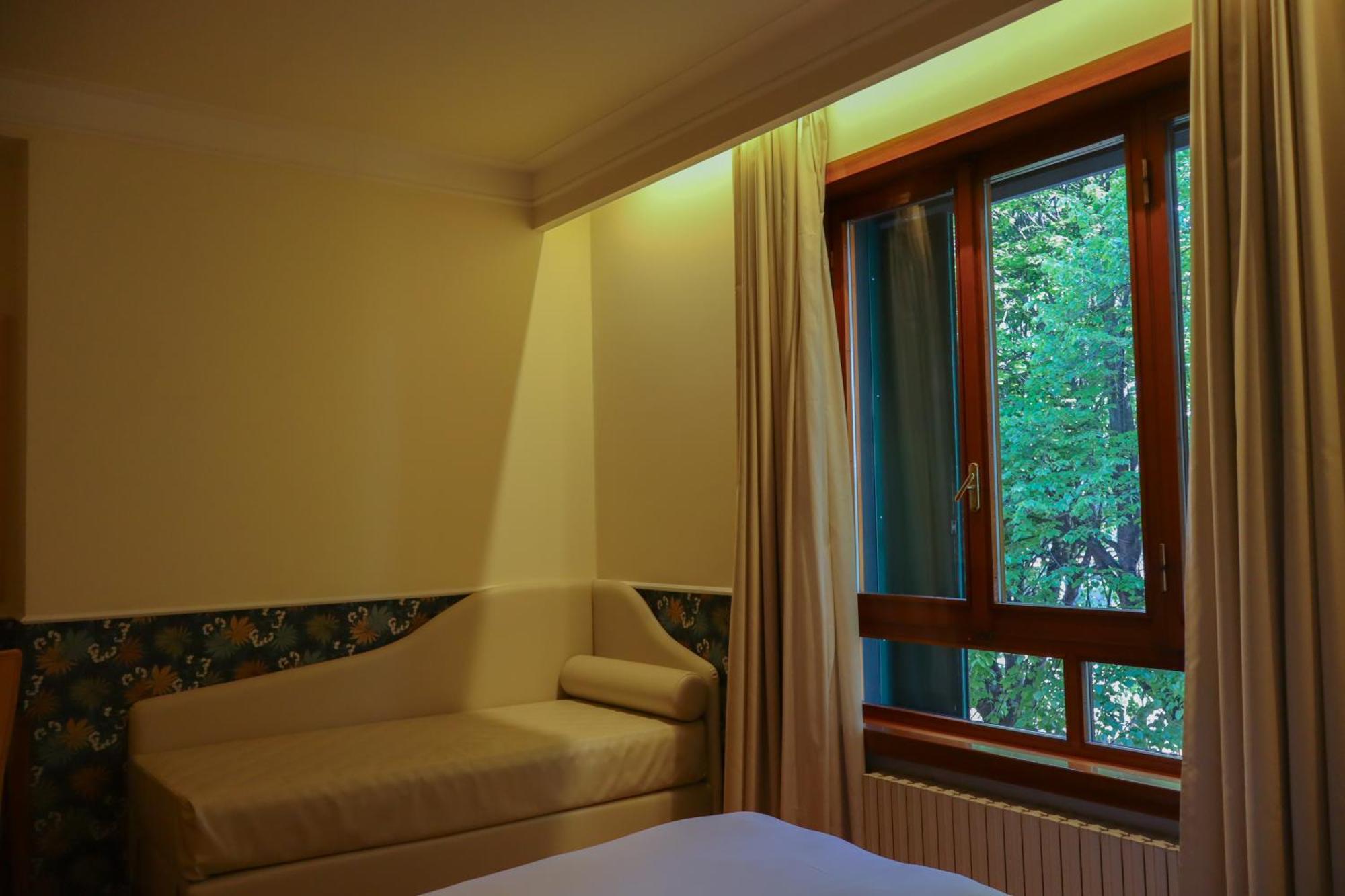 Monica Hotel Fiera Pregnana Milanese ภายนอก รูปภาพ