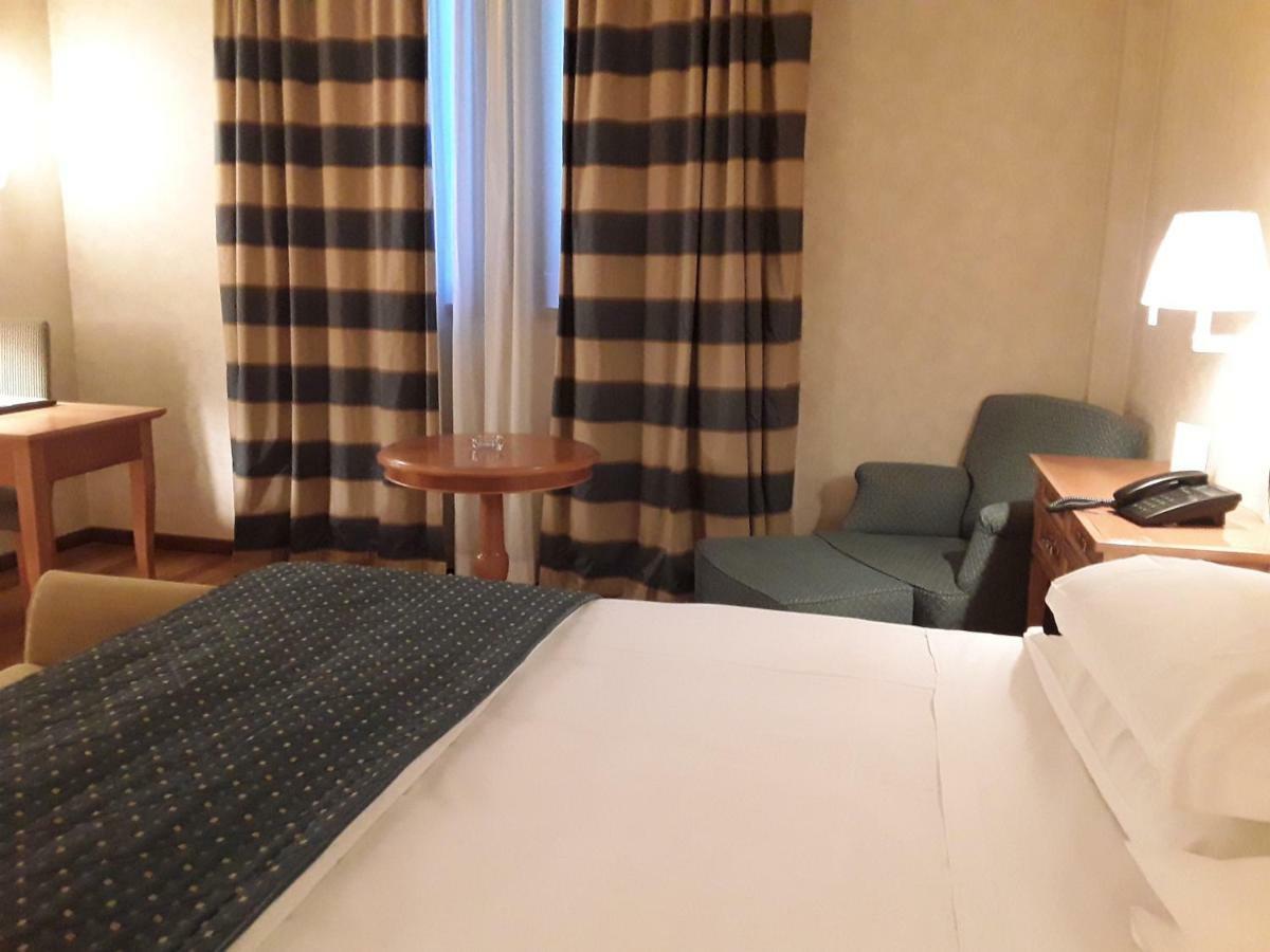 Monica Hotel Fiera Pregnana Milanese ภายนอก รูปภาพ